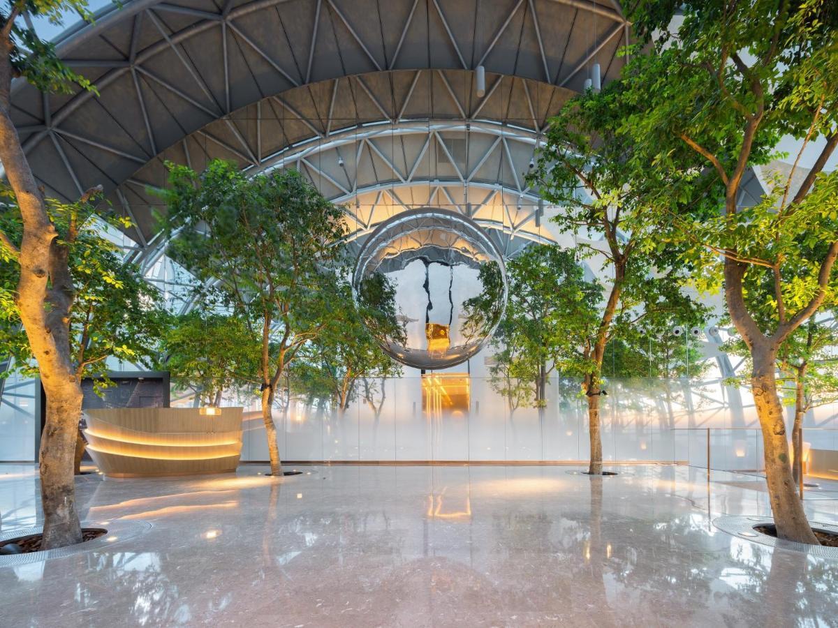Intercontinental Chongqing Raffles City By Ihg Екстериор снимка