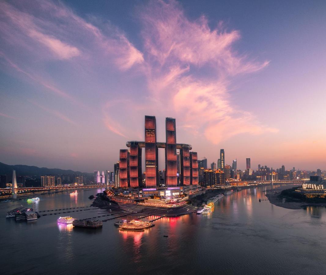 Intercontinental Chongqing Raffles City By Ihg Екстериор снимка